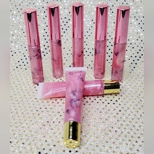 Moisturizing Lip Gloss
